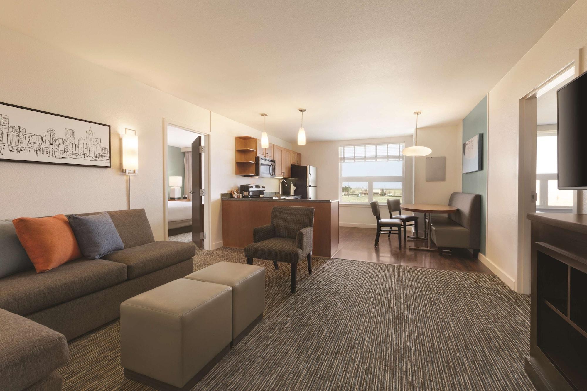 Hyatt House Denver Airport Exterior photo